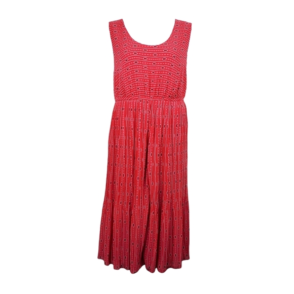 torrid Dresses & Skirts - Torrid Sleeveless Coral Medallion Chiffon Pleated Midi Dress Size 3X